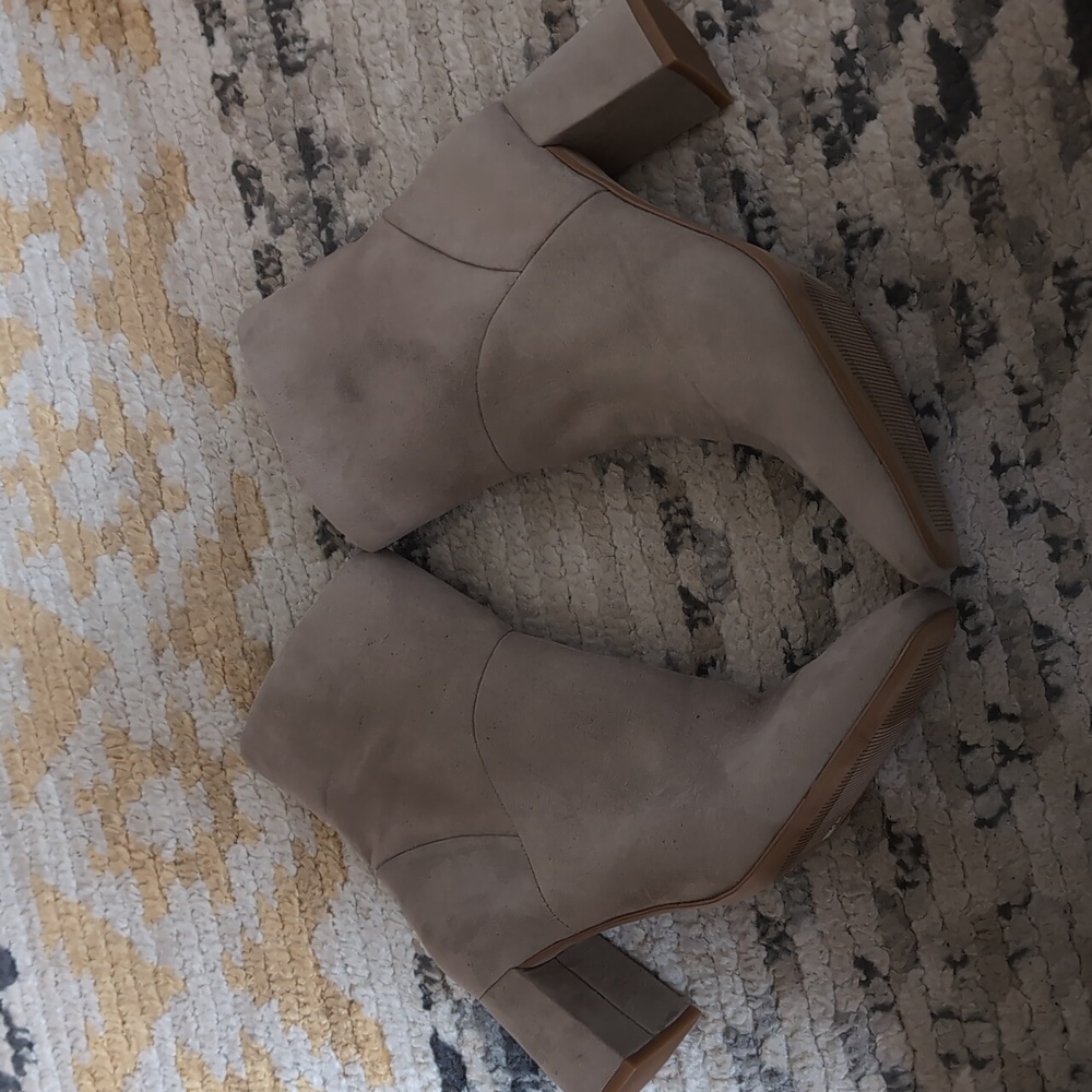 Rack boots. New...